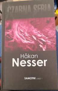 Hakan Nesser "Samotni" część 1 outlet