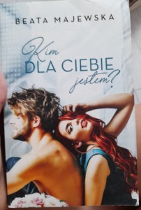 Beata Majewska "Kim dla ciebie jestem?" pocket outlet