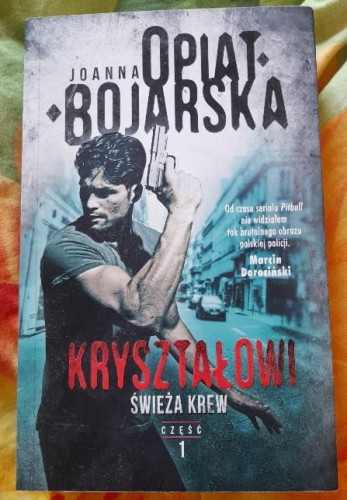świeżakrew_o_1.jpg